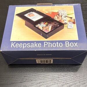 NWOT Keepsake Photo Box - Black Wood